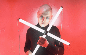 La joya del día – ‘It’s A Long Way To The Top (If You Wanna Rock ‘N’ Roll)’