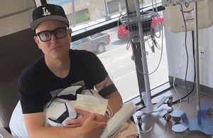 Mark Hoppus asegura estar «libre de cáncer»