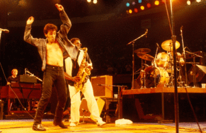 BRUCE SPRINGSTEEN & THE E STREET BAND – ‘The Legendary 1979 No Nukes Concerts’ Crítica del disco 'The Legendary 1979 No Nukes Concerts' de Bruce Springsteen