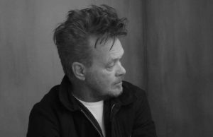 JOHN MELLENCAMP – ‘Strictly A One-Eyed Jack’ JOHN MELLENCAMP 'Strictly A One-Eyed Jack' Crítica disco