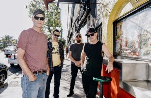 Helmet vuelven con ‘Holiday’