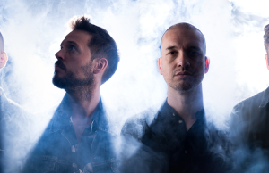 VIVEN – ‘Aquí En El Infinito’