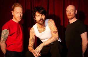 Biffy Clyro confirman conciertos en Valencia y Madrid para 2026