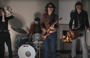 La joya del día – ‘Dumb Love’