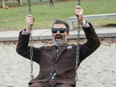 Eels presentan su nuevo álbum con ‘Cap In Hand’